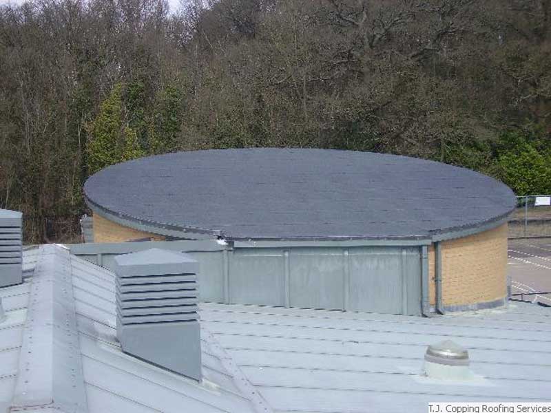 New flat roof on school